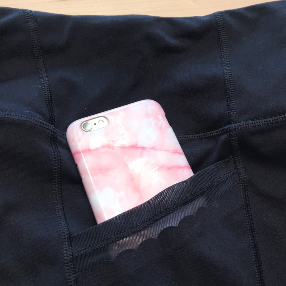 Victoria Secret Sport Black Capri Leggings w/ Mesh - Picture 5 of 14